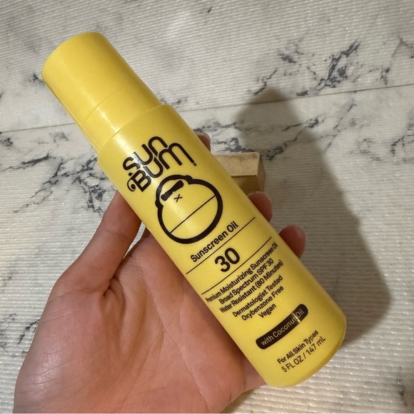 Sun Bum Sunscreen Oil SPF 30 with Coconut Oil Full Size - Picture 5 of 9